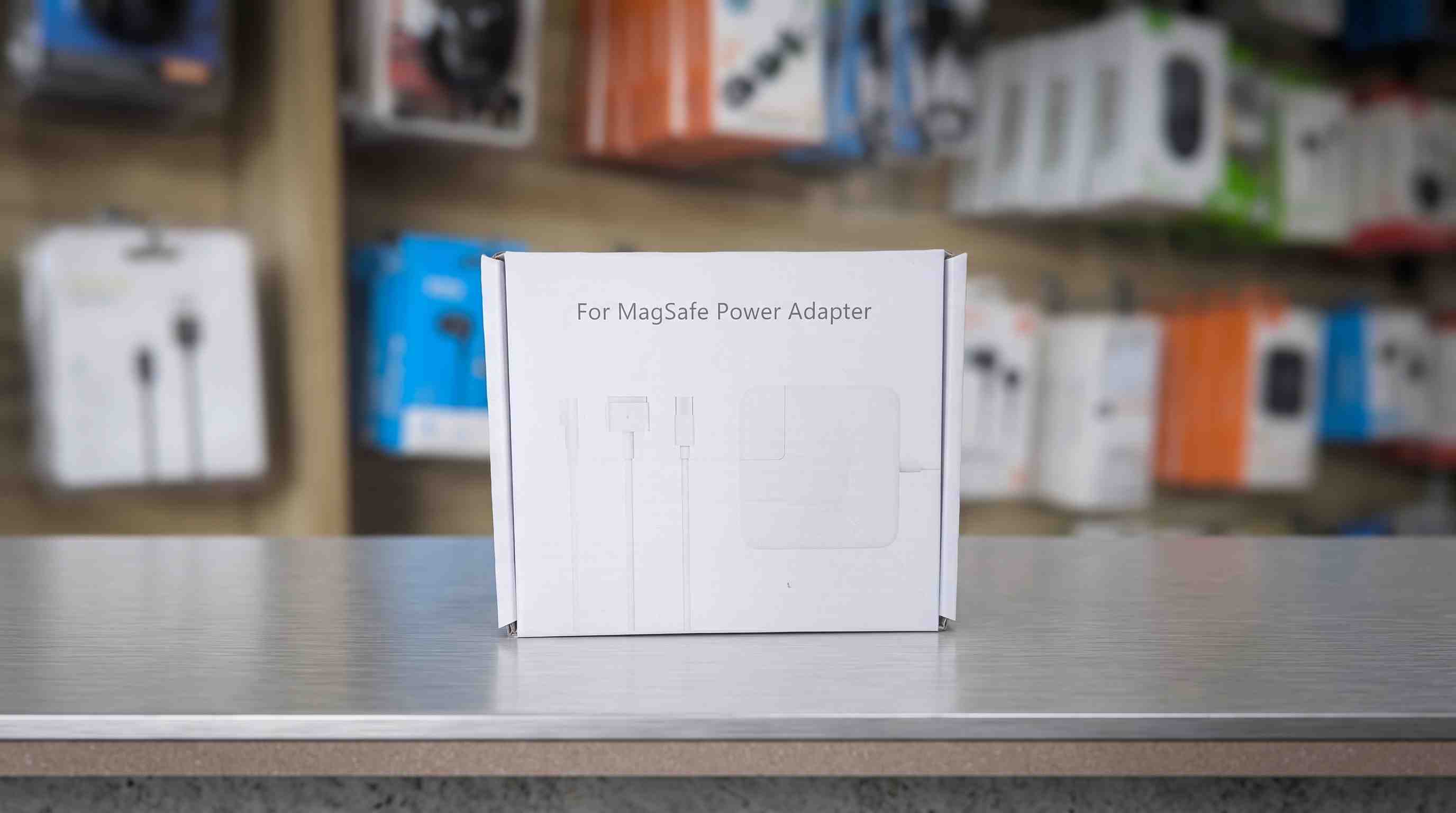 MacBook MagSafe Power Adapter